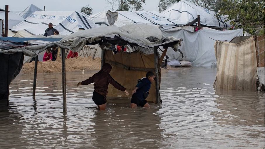 صورة حول : ارتفاع عدد شهداء غزة إلى نحو 71 ألفًا منذ بدء العدوان ارتفاع عدد شهداء غزة إلى نحو 71 ألفًا منذ بدء العدوان