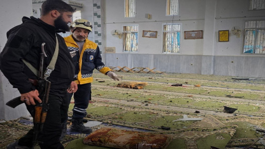 صورة حول : انفجار في مسجد بحمص يسفر عن 3 قتلى و5 مصابين انفجار في مسجد بحمص يسفر عن 3 قتلى و5 مصابين