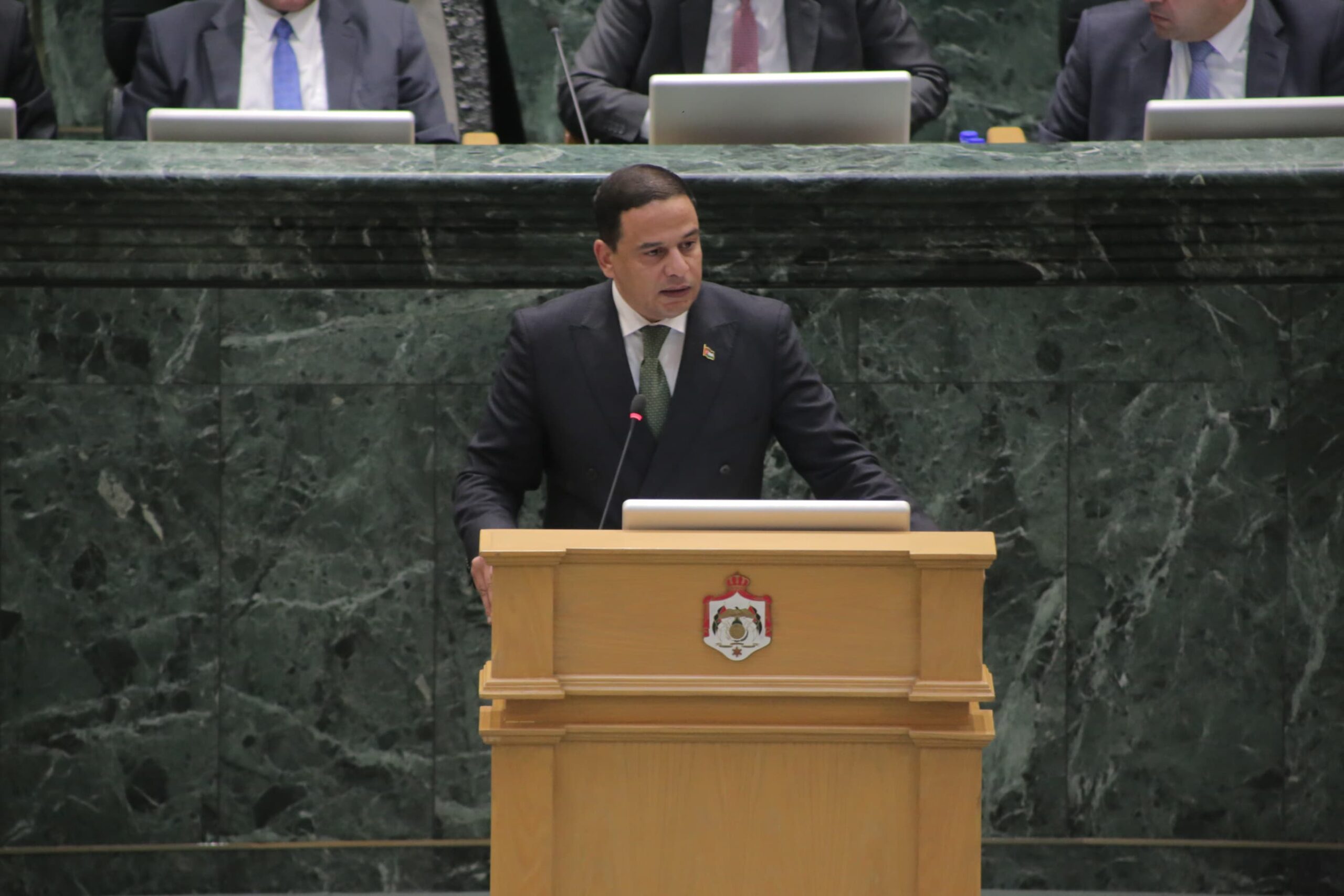 أبو هنية: مناقشة اتفاقيات التعدين حق مشروع والحسم قرار دستوري تحت قبة البرلمان