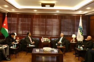 تجارة عمان تبحث مسارات جديدة لعلاقات المملكة التجارية مع ماليزيا