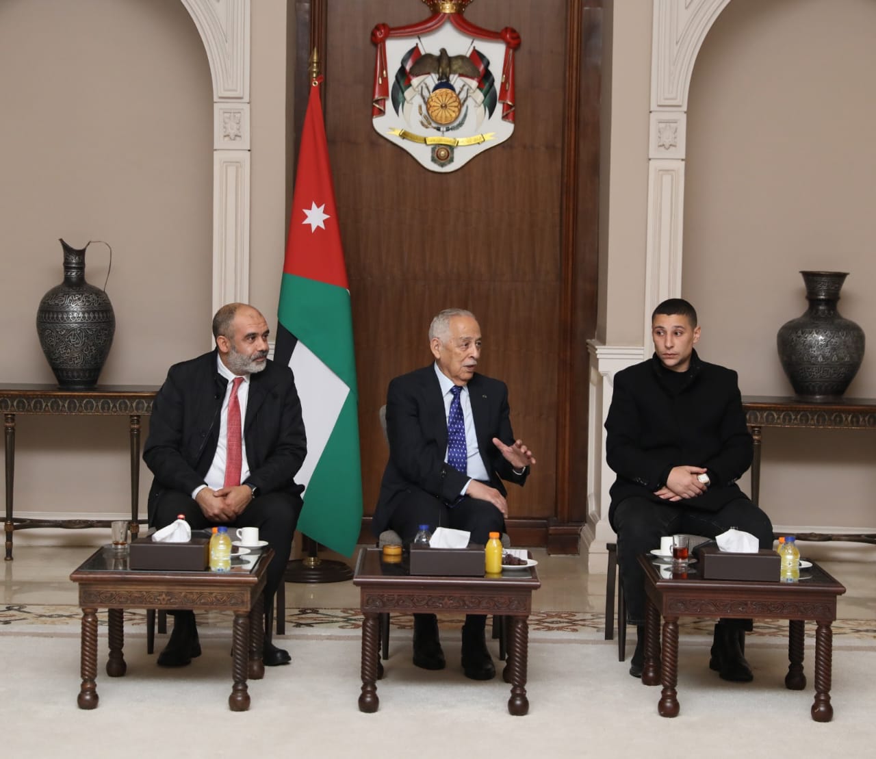 عاجل | العيسوي: الشباب والأسرة التربوية محل اهتمام الملك وولي العهد وشركاء في تعزيز الوعي الوطني وصورة الأردن