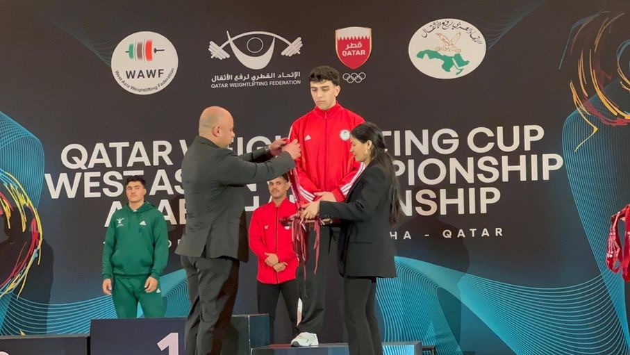 منتخب رفع الأثقال يحقق مجموعة ميداليات ملونة في بطولتي غرب آسيا والعربية