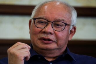 السجن يهدد رئيس وزراء ماليزيا السابق في أكبر فضيحة فساد