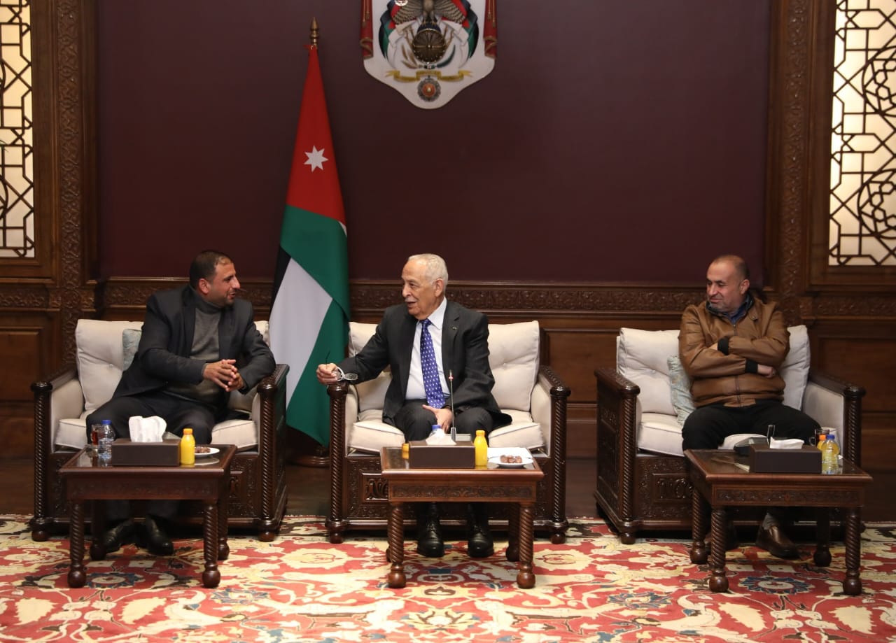 عاجل | العيسوي: الشباب والأسرة التربوية محل اهتمام الملك وولي العهد وشركاء في تعزيز الوعي الوطني وصورة الأردن