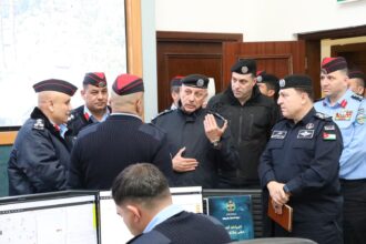 عاجل | مدير الأمن العام يتفقد الدفاع المدني ومركز القيادة والسيطرة (911)