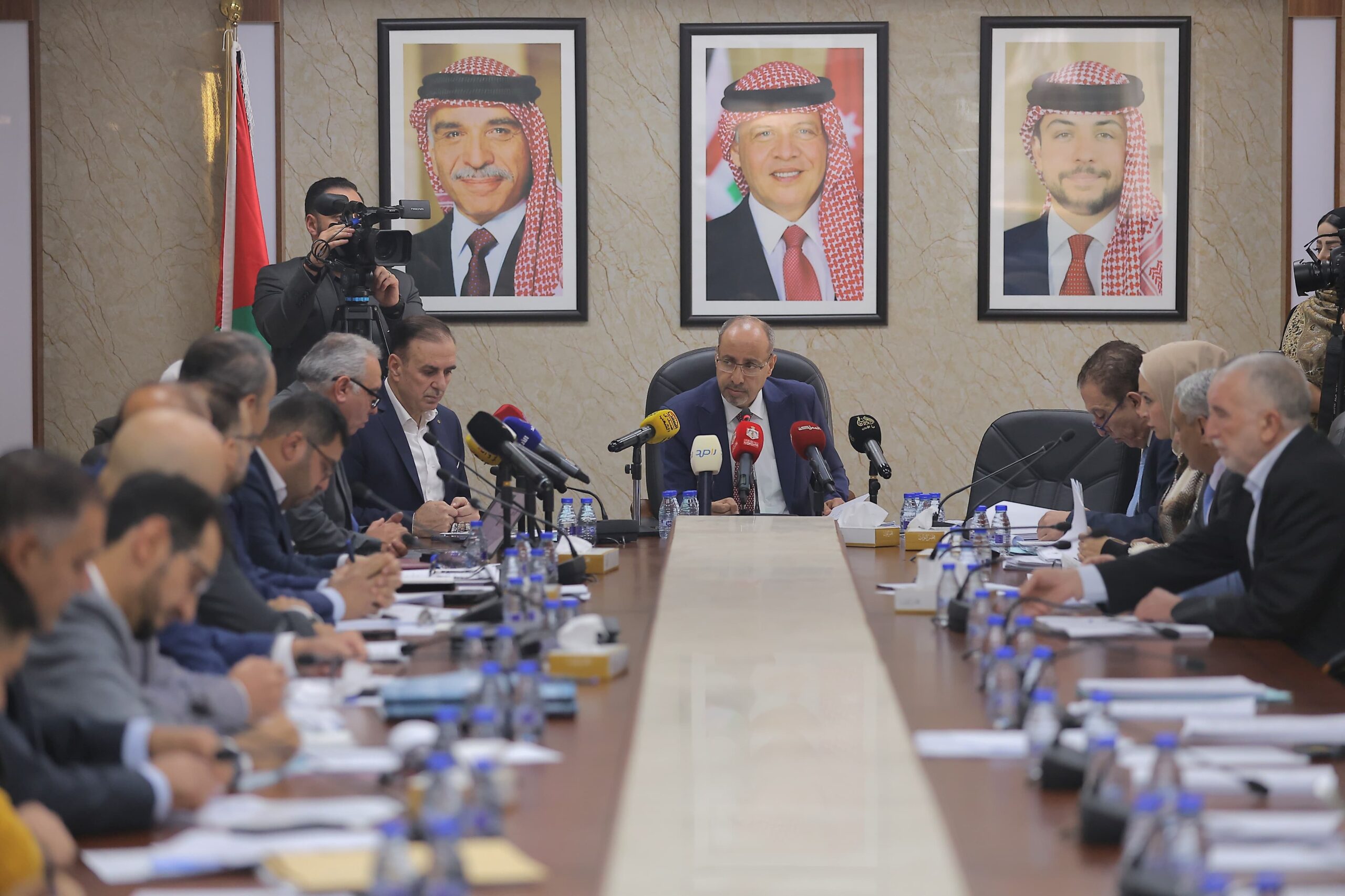 صورة حول : "مالية النواب" تناقش موازنات سلطة العقبة وإقليم البترا وشركة تطوير العقبه "مالية النواب" تناقش موازنات سلطة العقبة وإقليم البترا وشركة تطوير العقبه