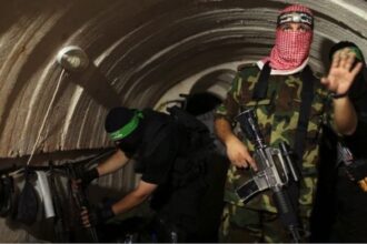 حماس تنجو بمقاتلين من أنفاق رفح وسط حصار إسرائيلي