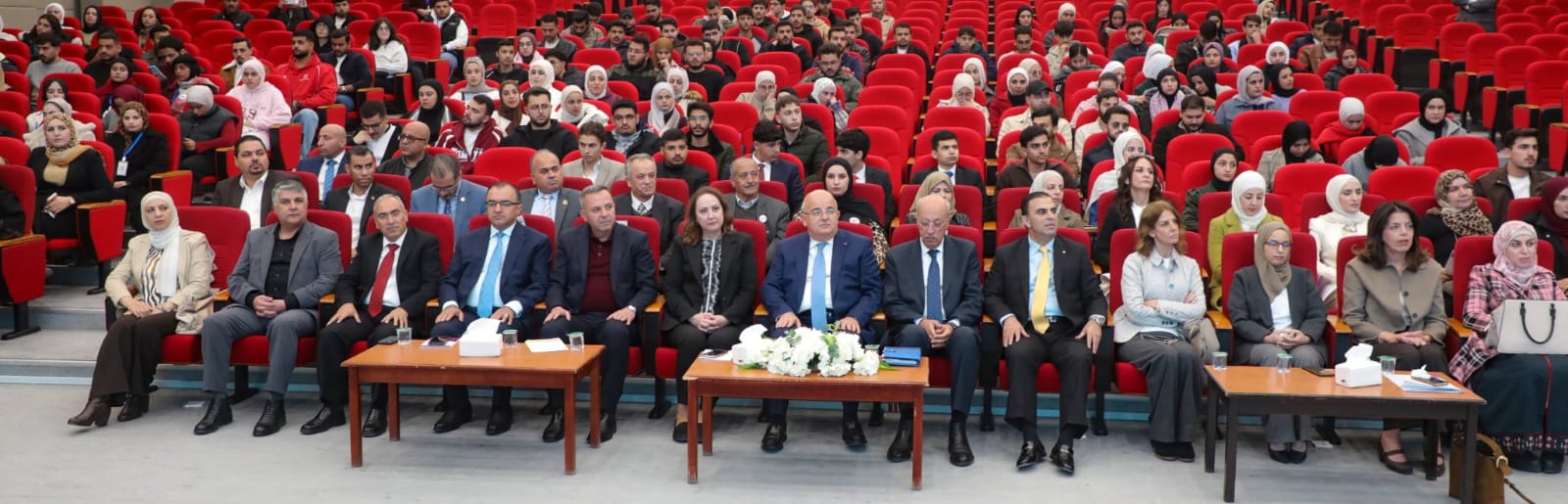 الجامعة الهاشمية تعقد جلسة نقاشية حول العنف ضد المرأة