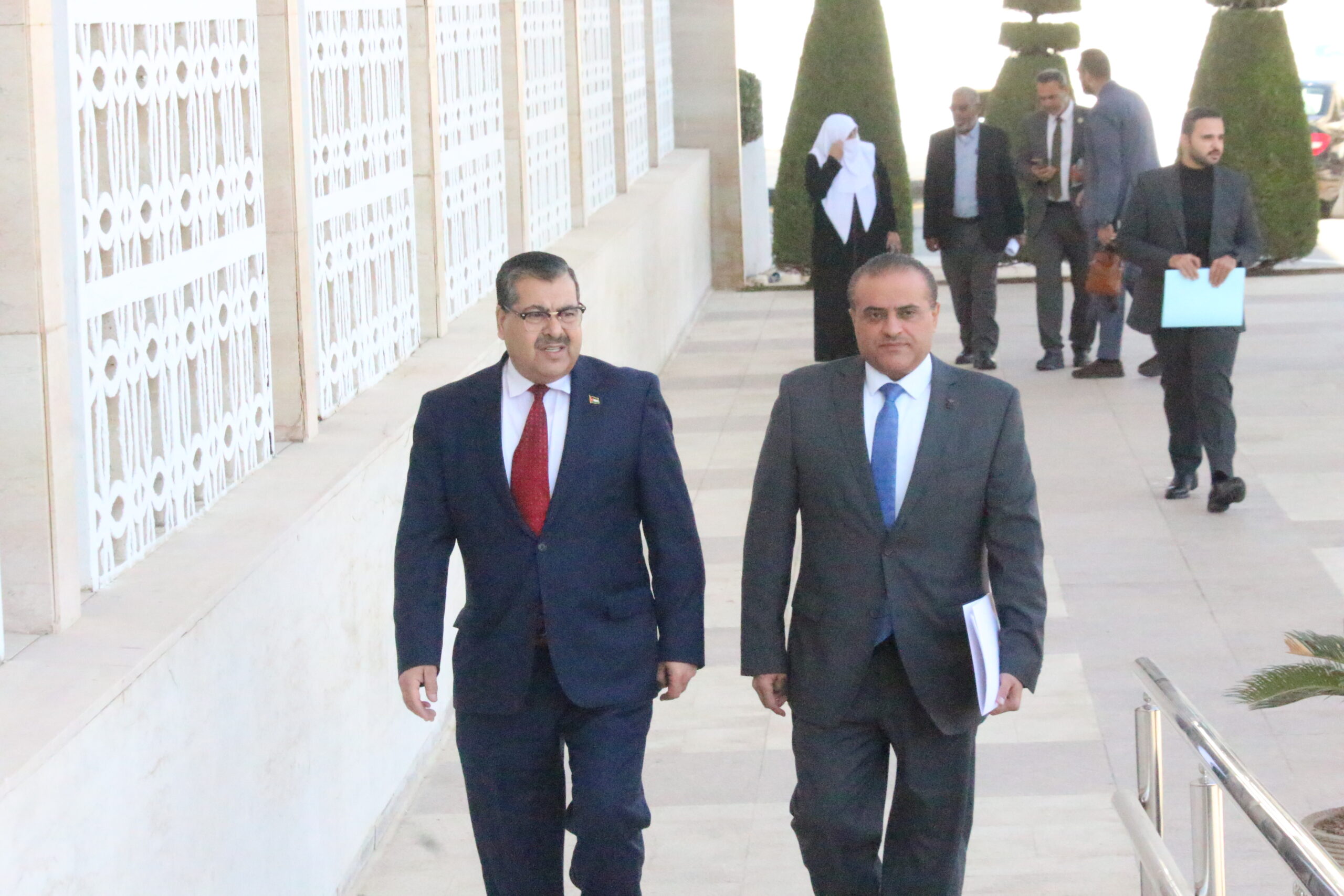 صراحة نيوز ترصد لقطات قبيل انطلاق جلسة مجلس النواب التشريعية اليوم " صور وفيديو "