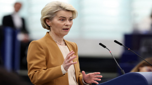 الاتحاد الأوروبي يقترح خطة تمويل بقيمة 90 مليار يورو لدعم أوكرانيا