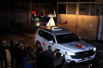 وفد إسرائيلي يتوجه إلى مصر لمناقشة استعادة جثمان محتجز بغزة