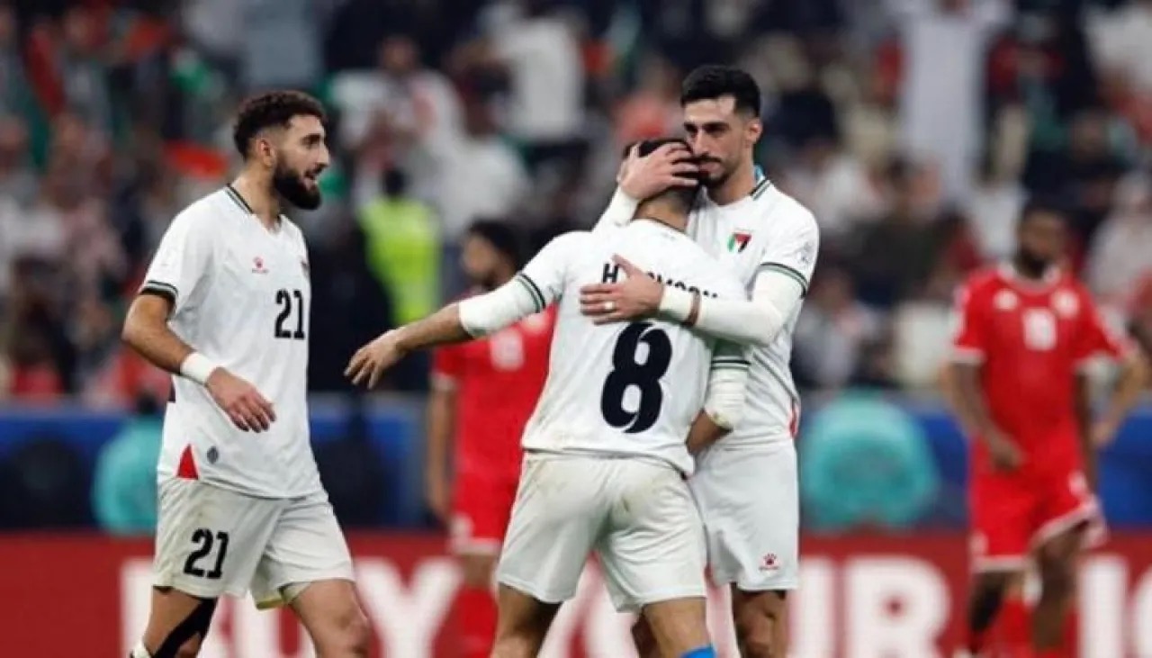 سيناريو مفاجئ في كأس العرب: فلسطين وسوريا على أعتاب التأهل المشترك