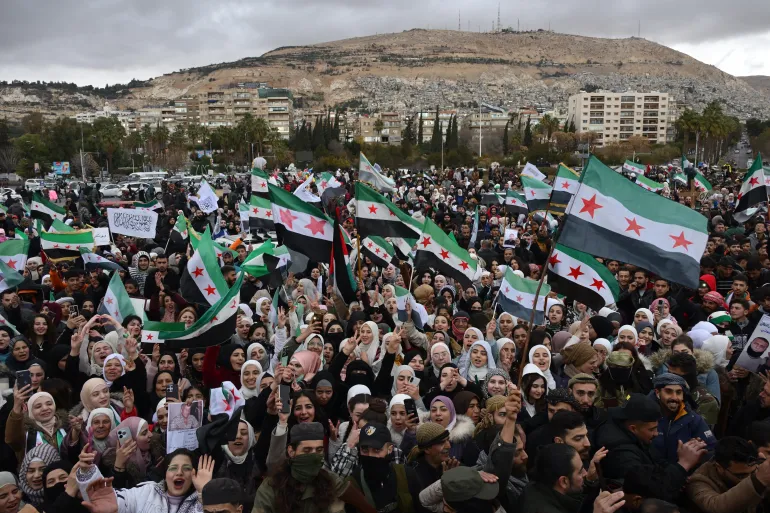 عام على حكومة الشرع: الحرية المدنية السورية بين المكاسب والتحديات