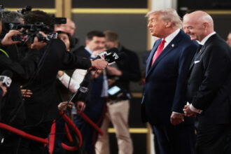 ترامب يضيء حفل قرعة كأس العالم 2026 في واشنطن