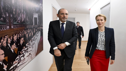 صورة حول : الصفدي يلتقي كايا كالاس لتعزيز العلاقات الأردنية-الأوروبية الصفدي يلتقي كايا كالاس لتعزيز العلاقات الأردنية-الأوروبية