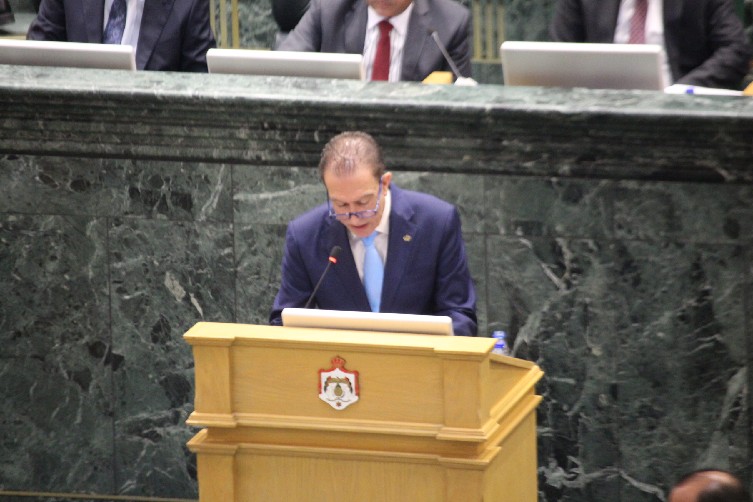 صورة حول : الطراونة: هدفنا ليس تسجيل المواقف، بل تصويب الأخطاء الطراونة: هدفنا ليس تسجيل المواقف، بل تصويب الأخطاء