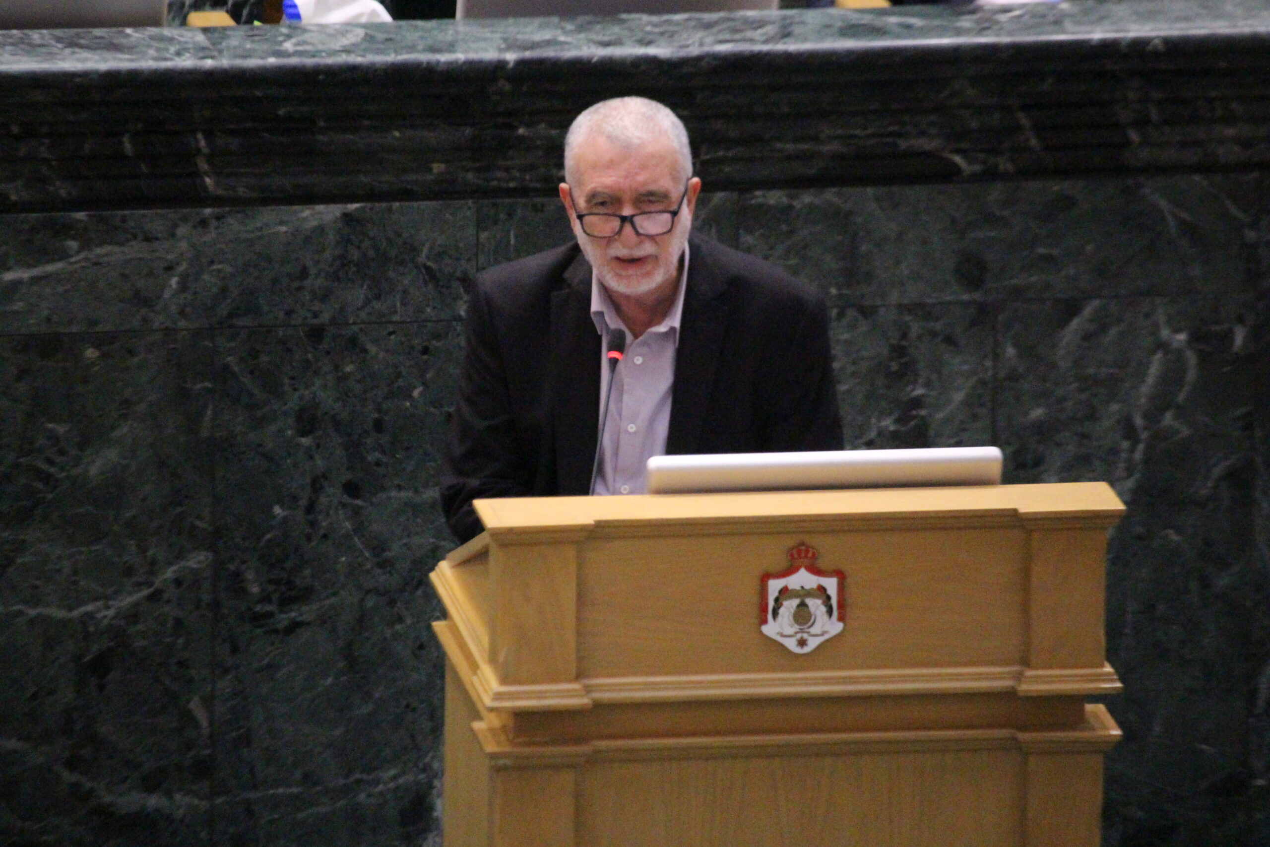 صورة حول : الوحش ينتقد موازنة 2026: الدين العام والإنفاق الجاري يضغطان على الاقتصاد الوحش ينتقد موازنة 2026: الدين العام والإنفاق الجاري يضغطان على الاقتصاد