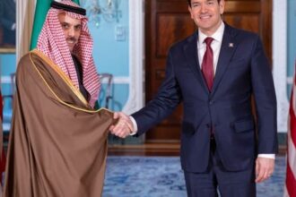 وزيرا خارجية السعودية وأميركا يناقشان السلام في السودان والتطورات في اليمن