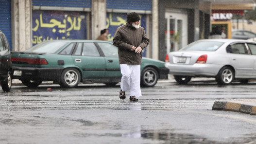 صورة حول : منخفض جوي يعيد الأجواء الشتوية إلى المملكة منخفض جوي يعيد الأجواء الشتوية إلى المملكة