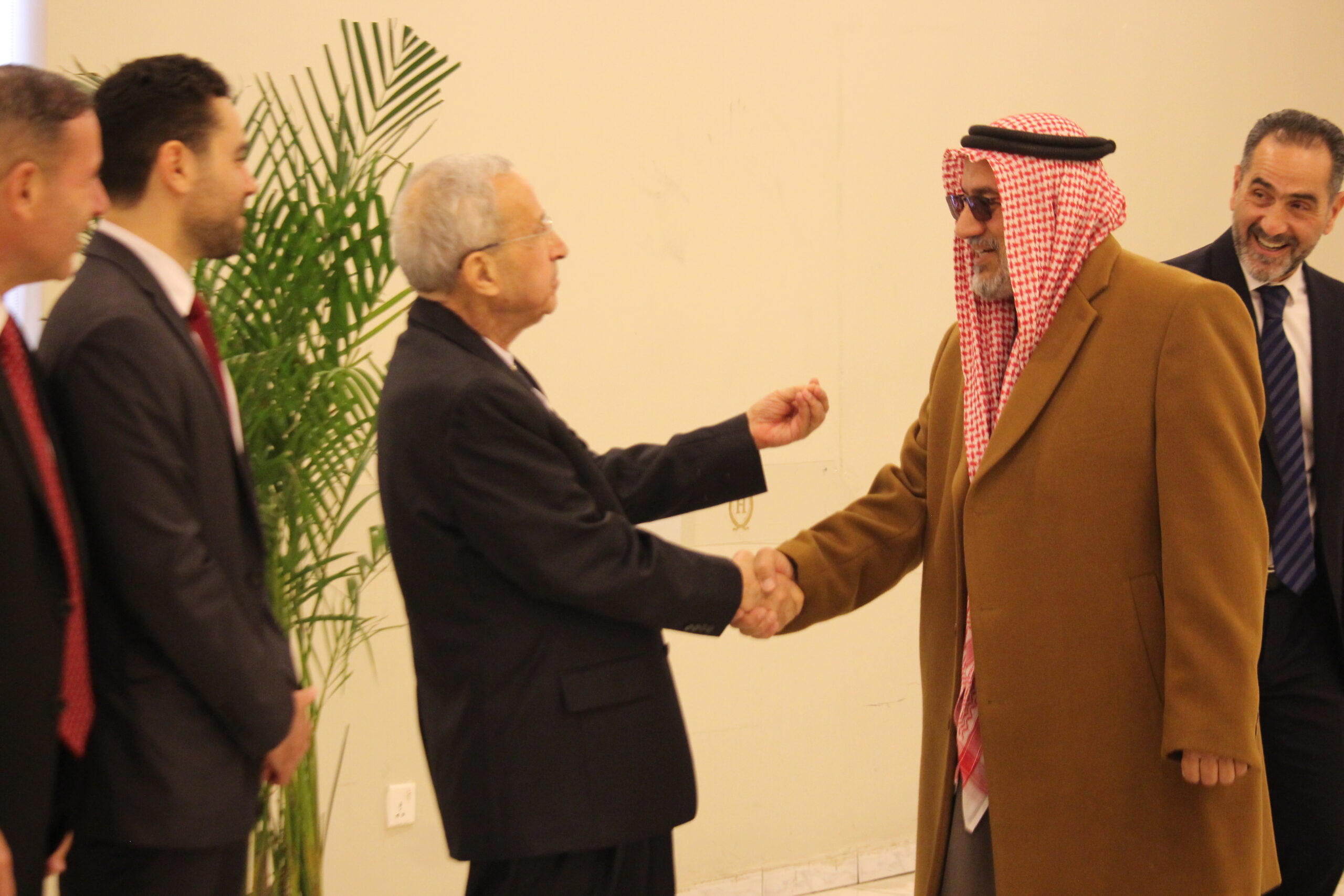 بالفيديو والصور.. العجلوني يُقري بمناسبة زفاف نجله المهندس زيد