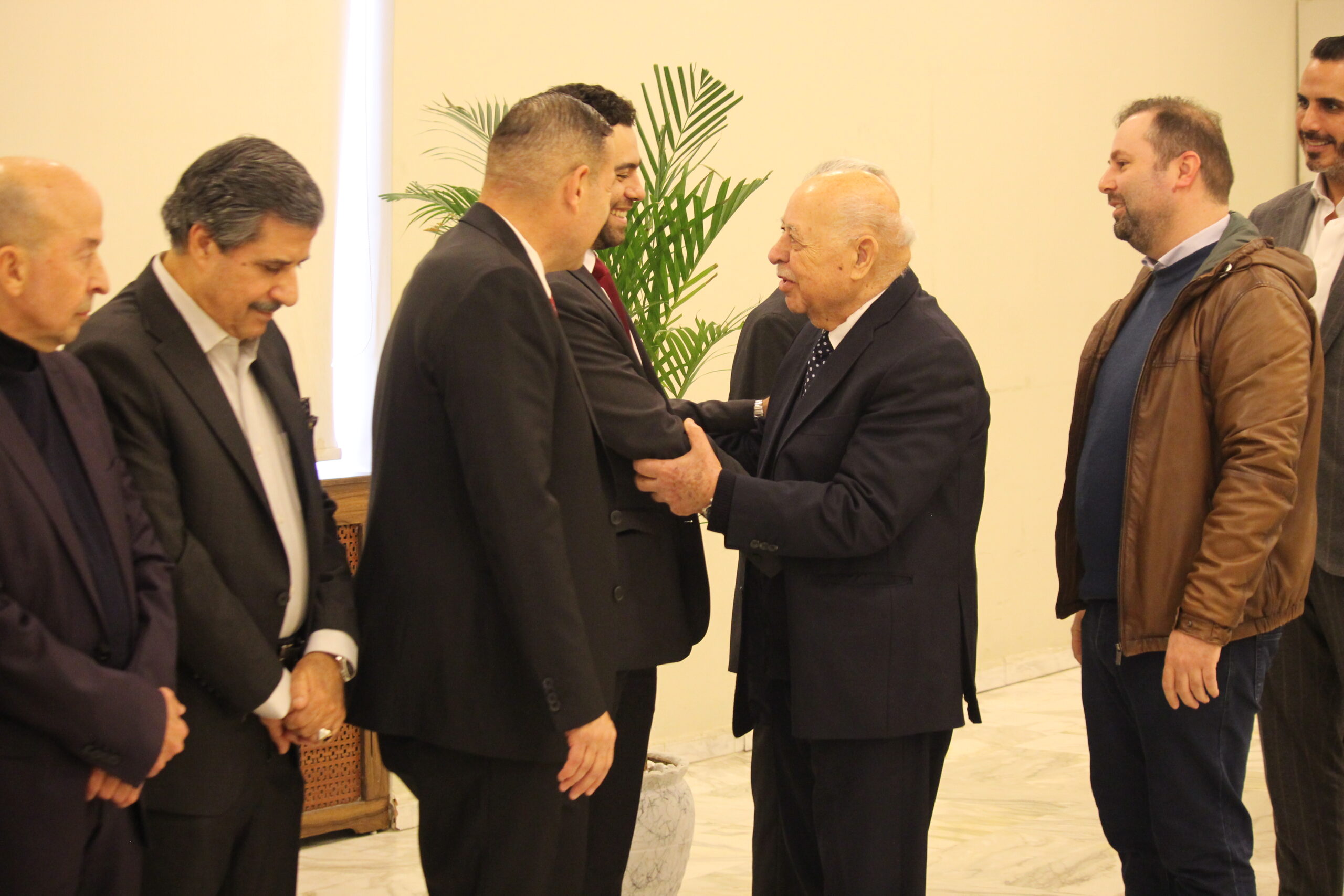 بالفيديو والصور.. العجلوني يُقري بمناسبة زفاف نجله المهندس زيد