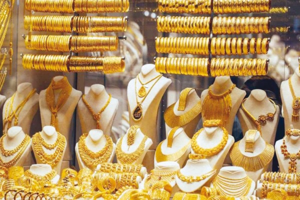 صورة حول : نقيب الصاغة يحذر من العروض غير الموثوقة ويؤكد ضرورة الفاتورة الرسمية نقيب الصاغة يحذر من العروض غير الموثوقة ويؤكد ضرورة الفاتورة الرسمية