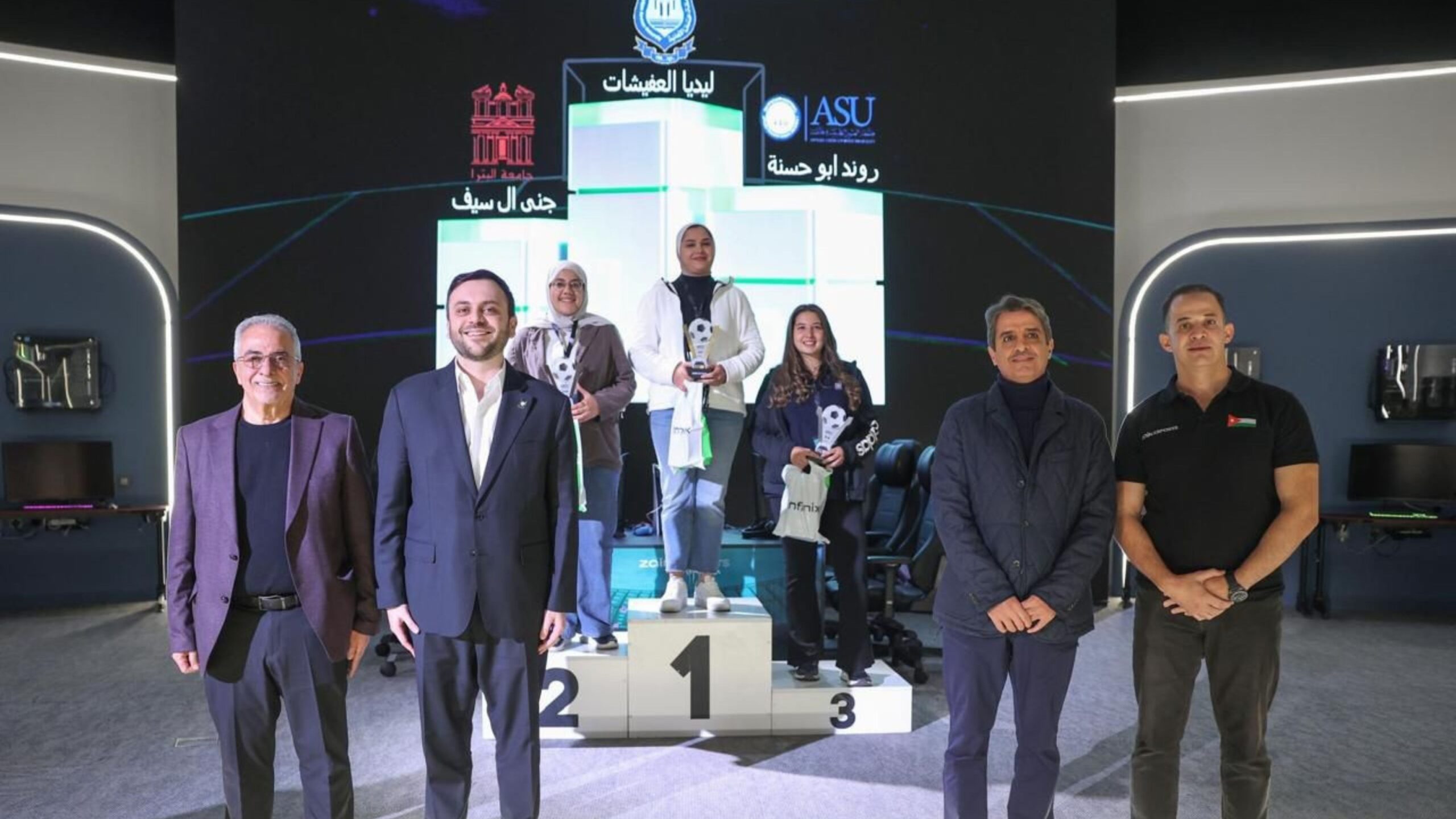 اختتام بطولة الجامعات للرياضات الإلكترونية برعاية الأمير عمر بن فيصل