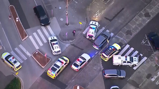 صورة حول : 12 قتيلاً وعشرات الجرحى في إطلاق نار بشاطئ بونداي 12 قتيلاً وعشرات الجرحى في إطلاق نار بشاطئ بونداي