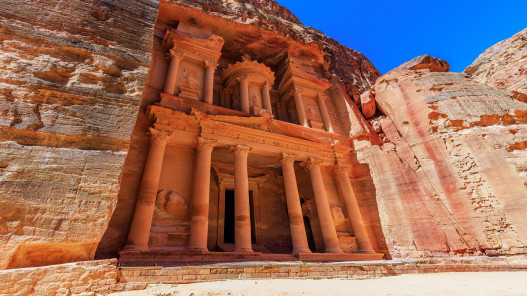 صورة حول : نظام جديد لتأجير وتملّك الأراضي خارج محمية البترا لتعزيز التنمية السياحية نظام جديد لتأجير وتملّك الأراضي خارج محمية البترا لتعزيز التنمية السياحية