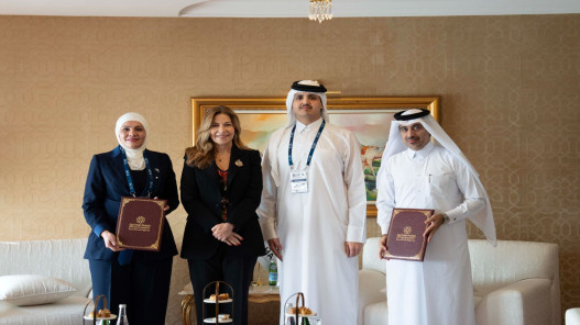 صورة حول : توقيع اتفاقية شراكة لدعم مرضى السرطان من غزة توقيع اتفاقية شراكة لدعم مرضى السرطان من غزة