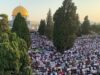 60 ألف فلسطيني يؤدون صلاة الجمعة بالأقصى