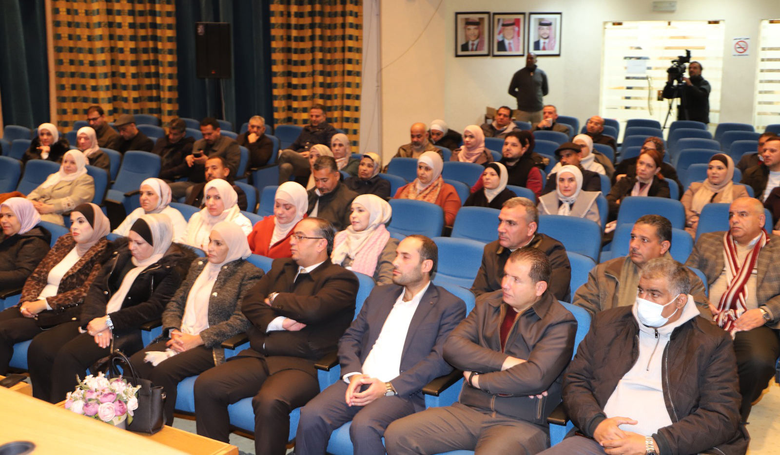 صورة حول : التربية تطلق برنامجاً تدريبياً متقدماً لتعزيز مهارات مسؤولي الإعلام وإنتاج المحتوى التربوي الرقمي التربية تطلق برنامجاً تدريبياً متقدماً لتعزيز مهارات مسؤولي الإعلام وإنتاج المحتوى التربوي الرقمي