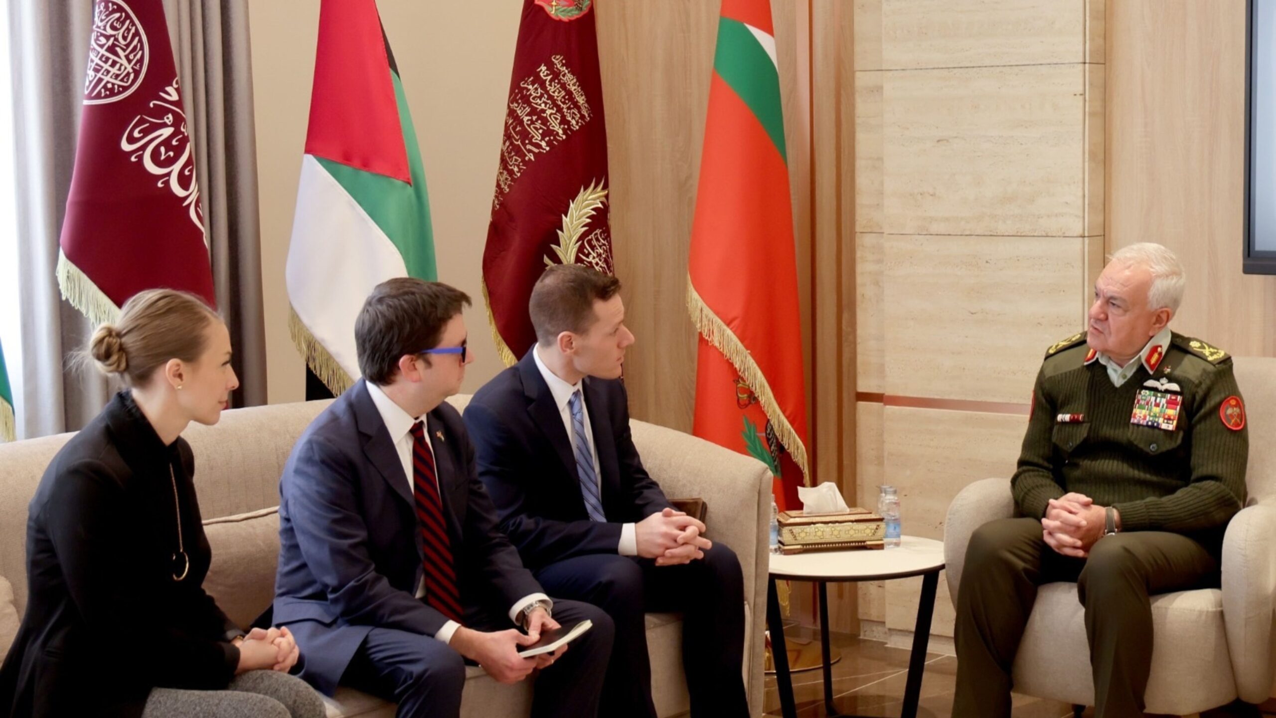 الحنيطي يبحث مع وفد من الكونغرس الأميركي تعزيز التعاون العسكري والتطورات الإقليمية