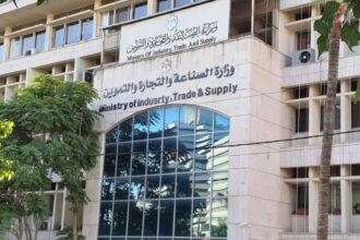 القضاة: أتمتة كاملة لإجراءات وزارة الصناعة والتجارة خلال العام المقبل