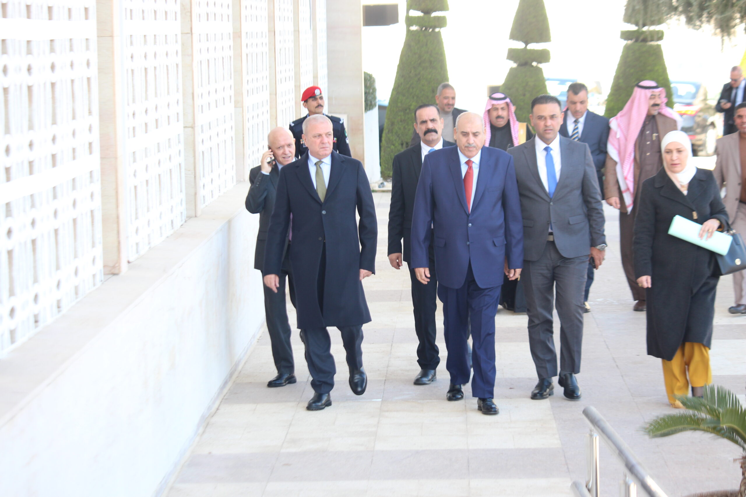 عدسة صراحة نيوز ترصد أجواء جلسة النواب