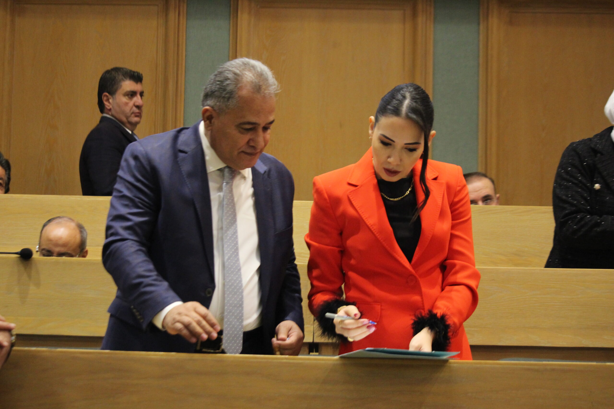 عدسة صراحة نيوز ترصد أجواء جلسة النواب