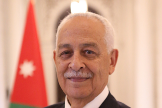 د. نسيم أبو خضير : سيرة رجل جعل الديوان الملكي بيت الأردنيين جميعا .– “أبو الحسن”