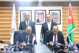 عاجل| الأردن وإندونيسيا يوقعان مذكرة تفاهم لتعزيز الشراكات الاستثمارية