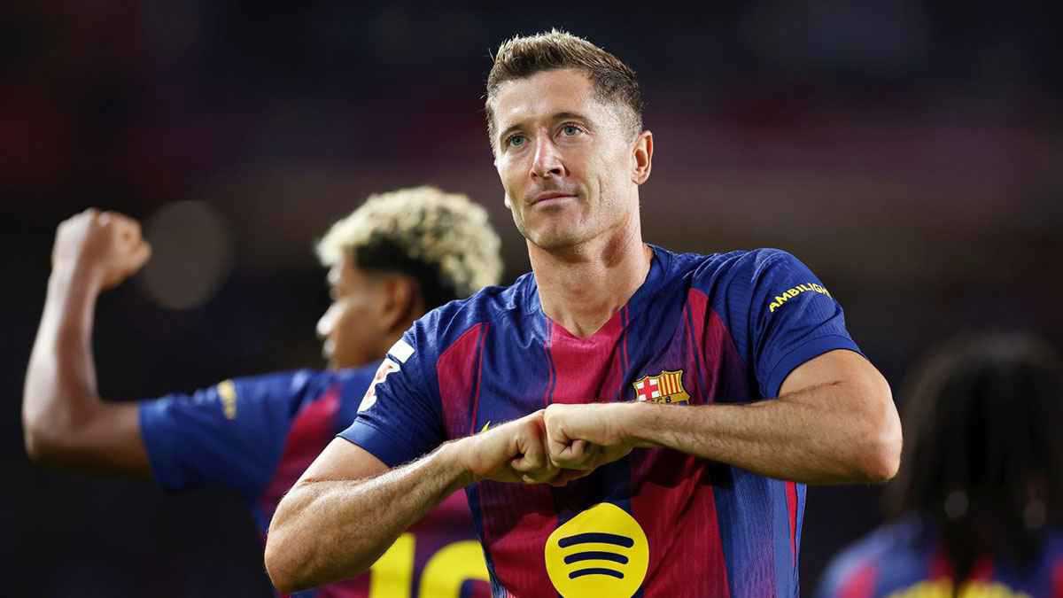 صورة حول : شيكاغو فاير يلاحق ليفاندوفسكي قبل نهاية عقده مع برشلونة شيكاغو فاير يلاحق ليفاندوفسكي قبل نهاية عقده مع برشلونة