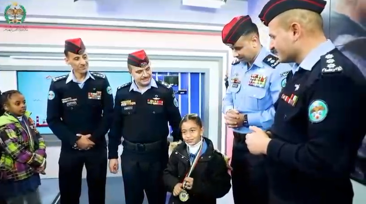 صورة حول : دورة “أصدقاء الأمن العام” تؤهل الصم والبكم للتواصل والمشاركة الفاعلة في منظومة الأمن دورة “أصدقاء الأمن العام” تؤهل الصم والبكم للتواصل والمشاركة الفاعلة في منظومة الأمن