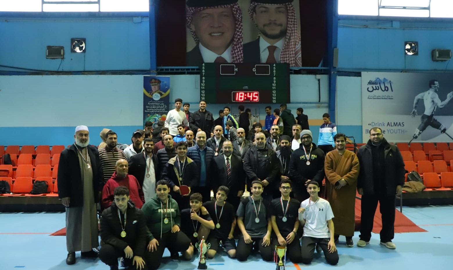 صورة حول : مدرسة عمر بن الخطاب تحصد لقب بطولة المملكة لتنس الطاولة لطلاب دور القرآن مدرسة عمر بن الخطاب تحصد لقب بطولة المملكة لتنس الطاولة لطلاب دور القرآن