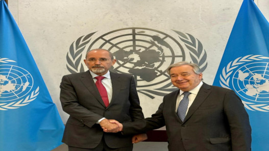 صورة حول : الصفدي وغوتيريش يؤكدان دعم الأردن المستمر لوكالة “الأونروا” في مواجهة الأزمة الإنسانية في غزة الصفدي وغوتيريش يؤكدان دعم الأردن المستمر لوكالة “الأونروا” في مواجهة الأزمة الإنسانية في غزة