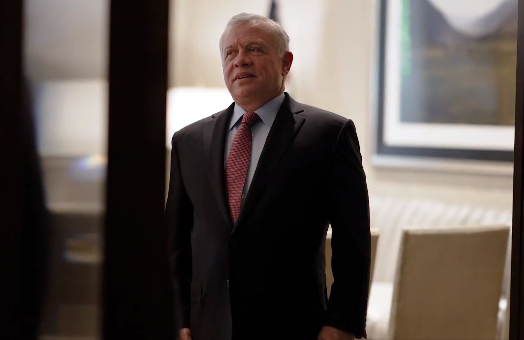 الملك يهنئ ملك المغرب بالتتويج بكأس العرب