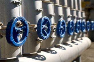 توقف الغاز الإيراني يضع الشبكة الكهربائية العراقية على صفيح ساخن