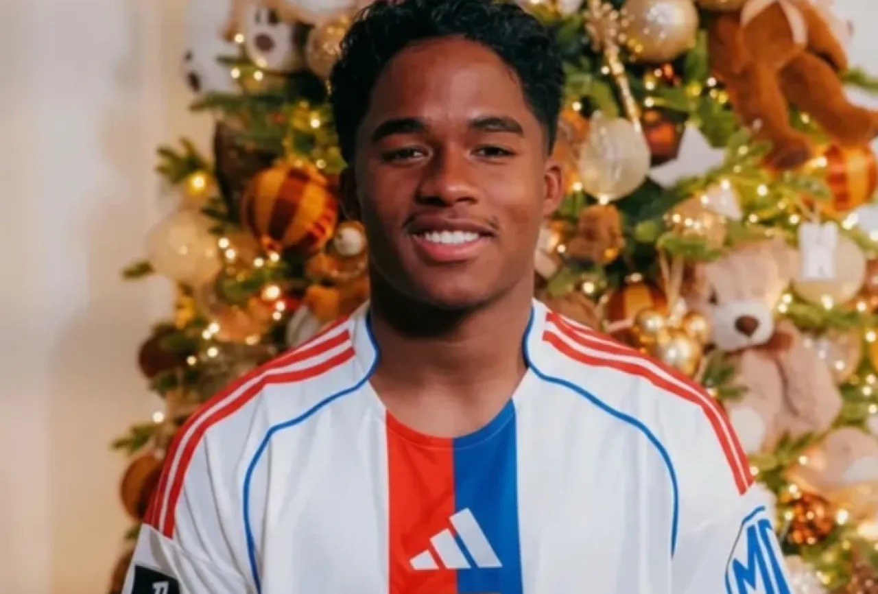 أولمبيك ليون يضم المهاجم البرازيلي إندريك على سبيل الإعارة