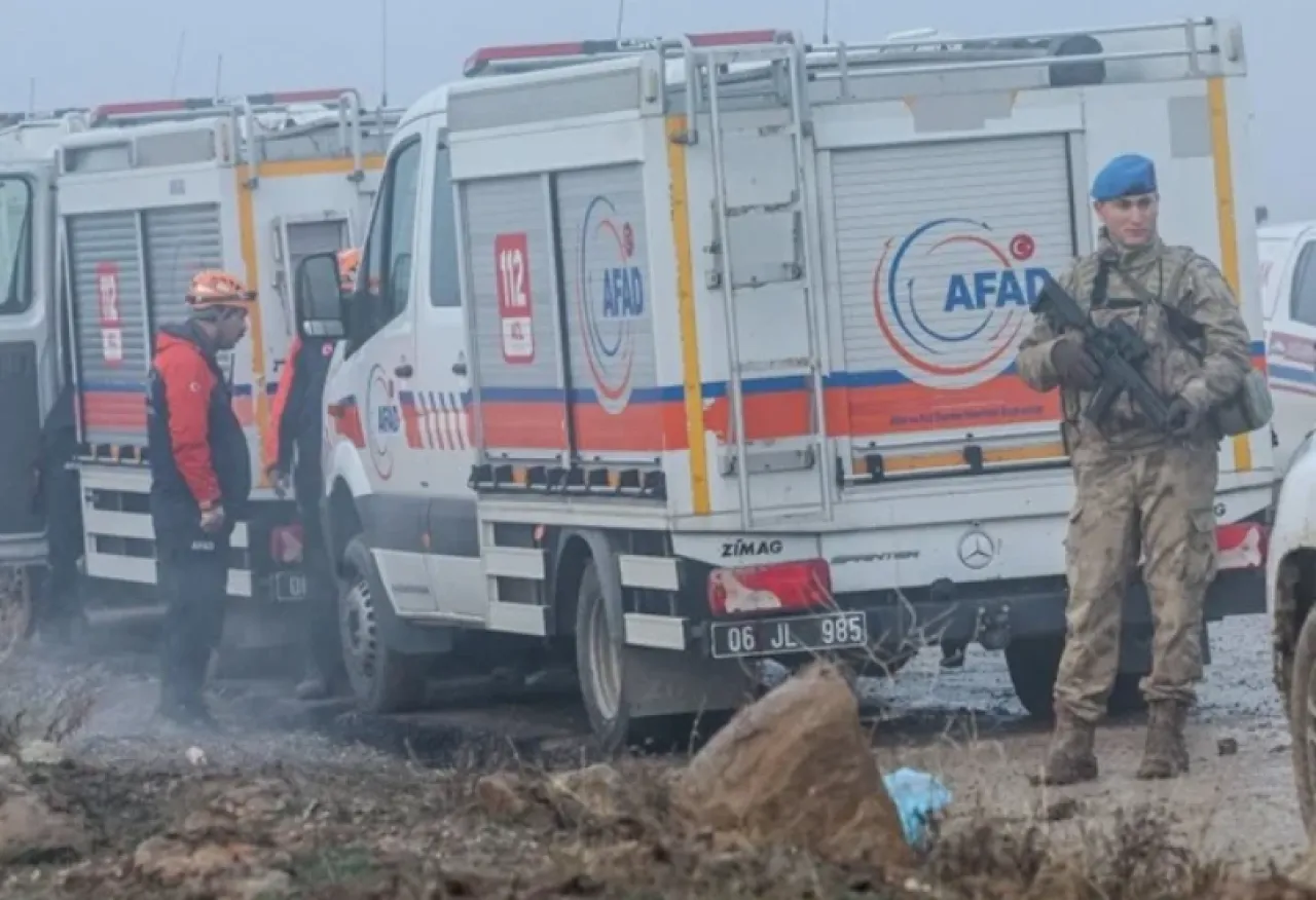 صورة حول : العثور على الصندوق الأسود للطائرة الليبية المنكوبة ومقتل جميع ركابها العثور على الصندوق الأسود للطائرة الليبية المنكوبة ومقتل جميع ركابها