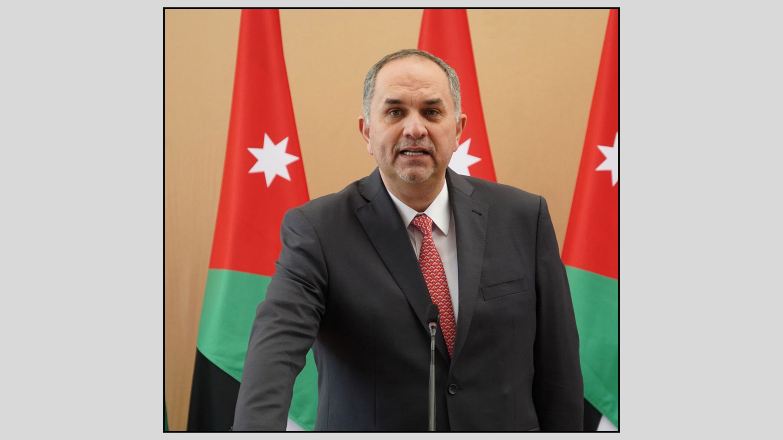 صورة حول : وزير العدل: تطوير خدمات الكاتب العدل باستخدام التكنولوجيا لتسهيل الإجراءات وزير العدل: تطوير خدمات الكاتب العدل باستخدام التكنولوجيا لتسهيل الإجراءات