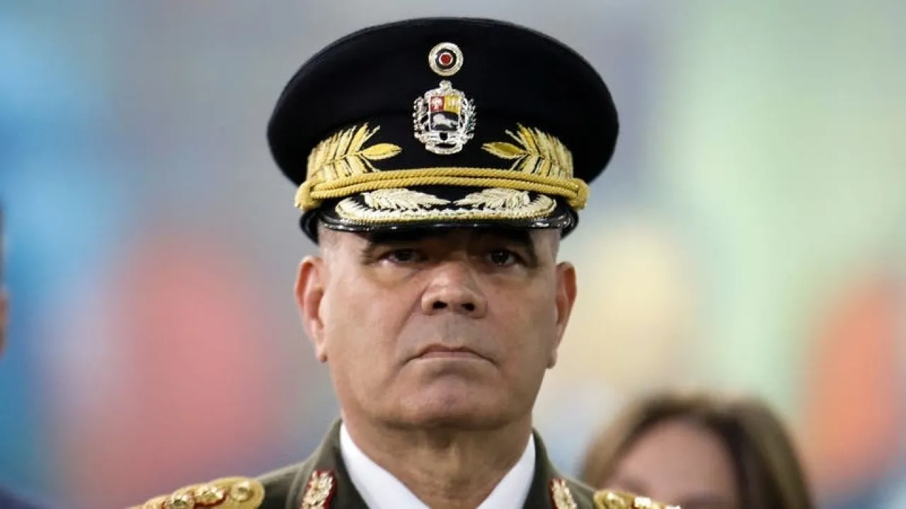 الجيش الفنزويلي يتحدى تهديدات ترامب: لا نخاف الحصار ولا نساوم على كرامتنا