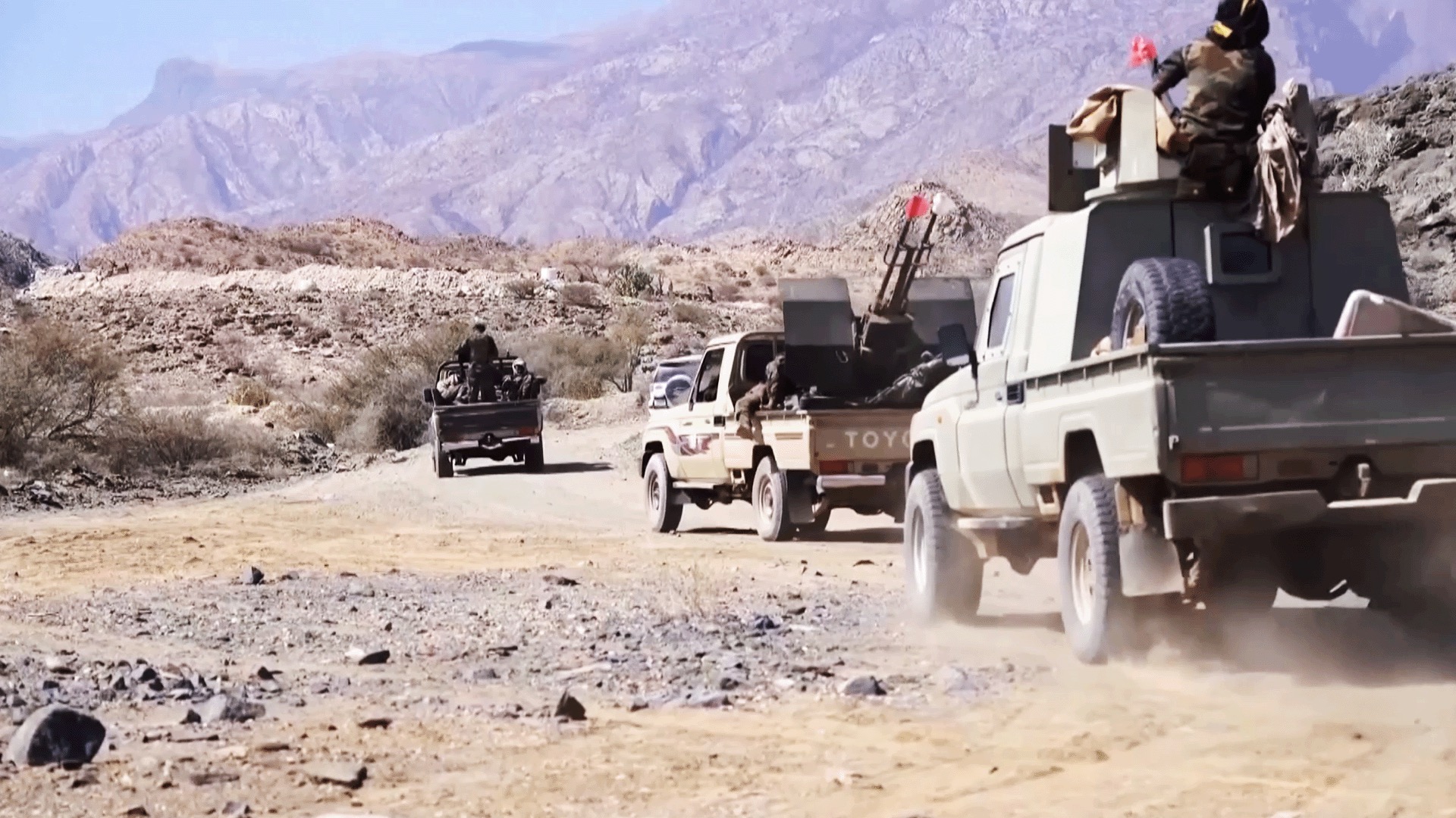 صورة حول : الإمارات ترحب بدور السعودية في دعم الاستقرار باليمن بعد تصعيد في حضرموت والمهرة الإمارات ترحب بدور السعودية في دعم الاستقرار باليمن بعد تصعيد في حضرموت والمهرة