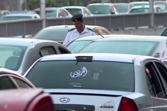غرامات صارمة وحبس وجوبي.. مصر تشدد عقوبات المرور لمواجهة نزيف الطرق